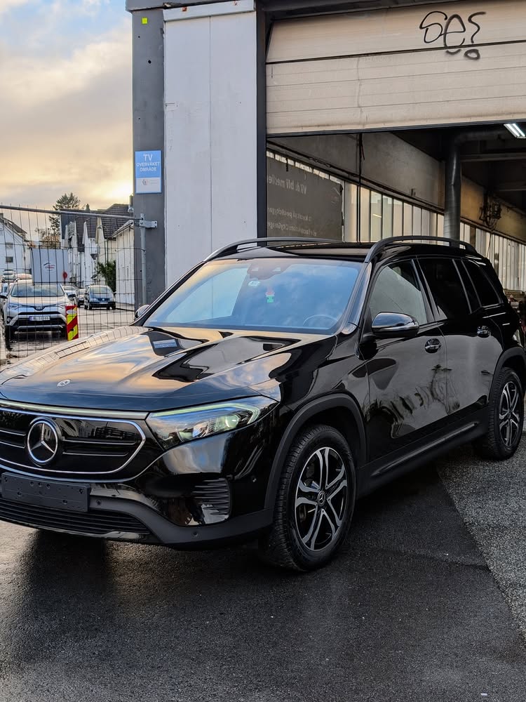 568392046_18081946220054823_8693650118248712124_n